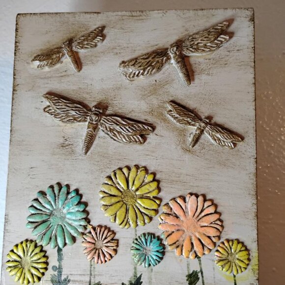Wood Key Holder w/ Flowers and Dragonflies. Handmade. 3 Key Hooks at Bottom. - Picture 4 of 6